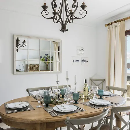 Lola Villa Estepona