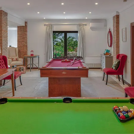 Lola 别墅 埃斯特波纳